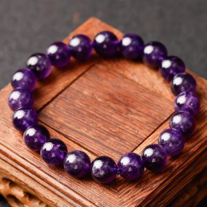 Royal Amethyst Crystal Bracelet – Spiritual Clarity & Protection