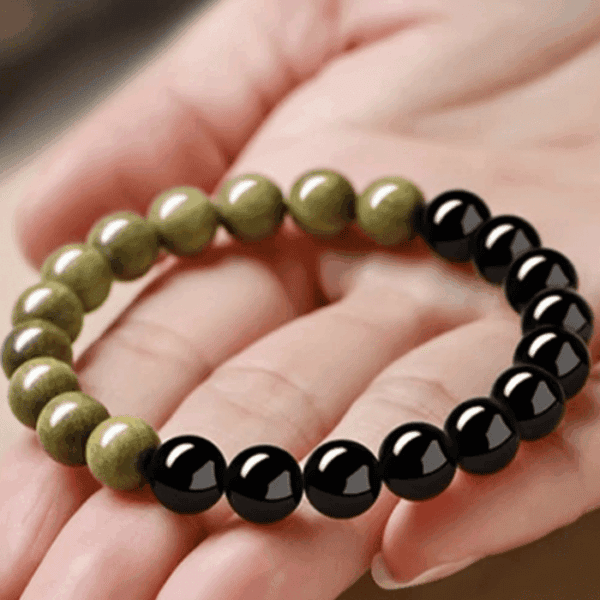 Earth & Shadow Bracelet – Sandalwood & Obsidian Balance