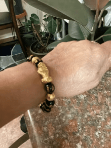 Feng Shui Bracelet - Pixiu Black Obsidian Bracelet for Wealth photo review