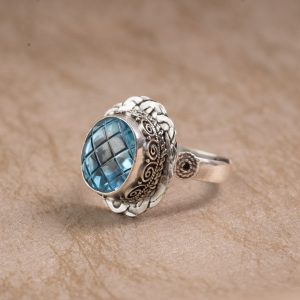 Blue Topaz 925 Sterling Silver Ring – Clarity & Expression