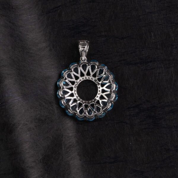 Blue Topaz Halo Circle Silver Pendant – Clarity & Expression