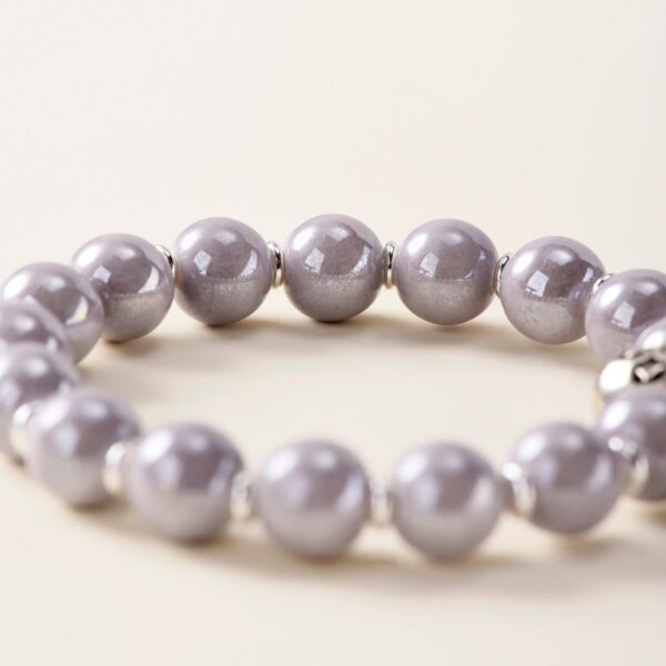 Pearlescent Ceramic Bead Bracelet (Grey, 10 mm) – Career & Focus