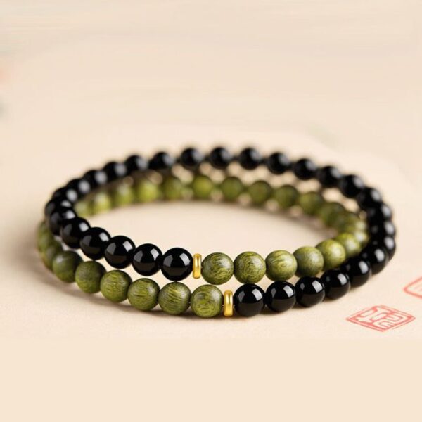 Double-Wrap Green Sandalwood & Black Onyx Bracelet – Balance & Protection