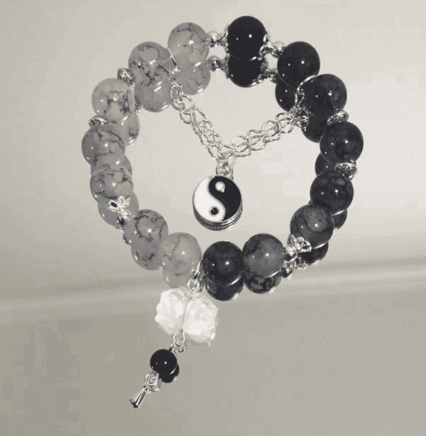 Yin–Yang Balance Bracelet – Black Obsidian & White Agate Harmony