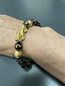 Feng Shui Bracelet - Pixiu Black Obsidian Bracelet for Wealth photo review