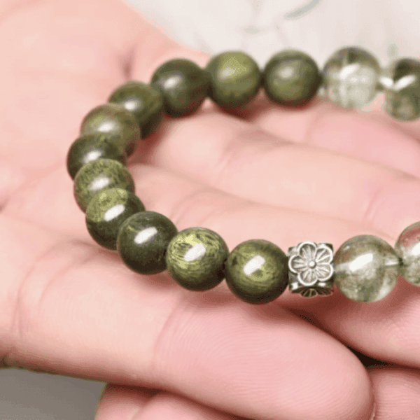 Verdant Spirit Bracelet – Green Sandalwood & Phantom Quartz Balance