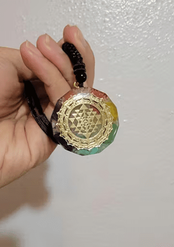 Chakra Orgonite Necklace - Balances Orgone Energy & EMF Protection photo review