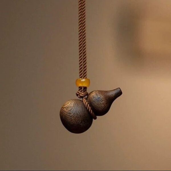 Qinan Agarwood Gourd Pendant – Natural Aloeswood “Fu & Lu”