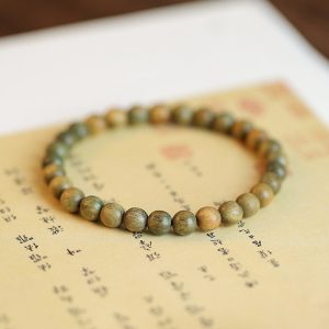 Green Sandalwood Bead Bracelet – Unisex Grounding & Mindful Calm